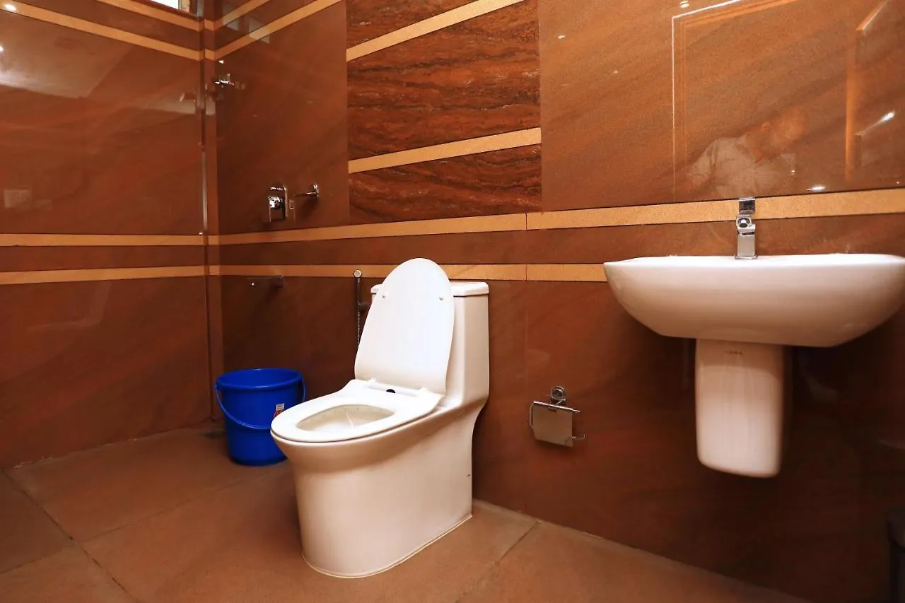 Hotel Candle Wood Munnar Anachal