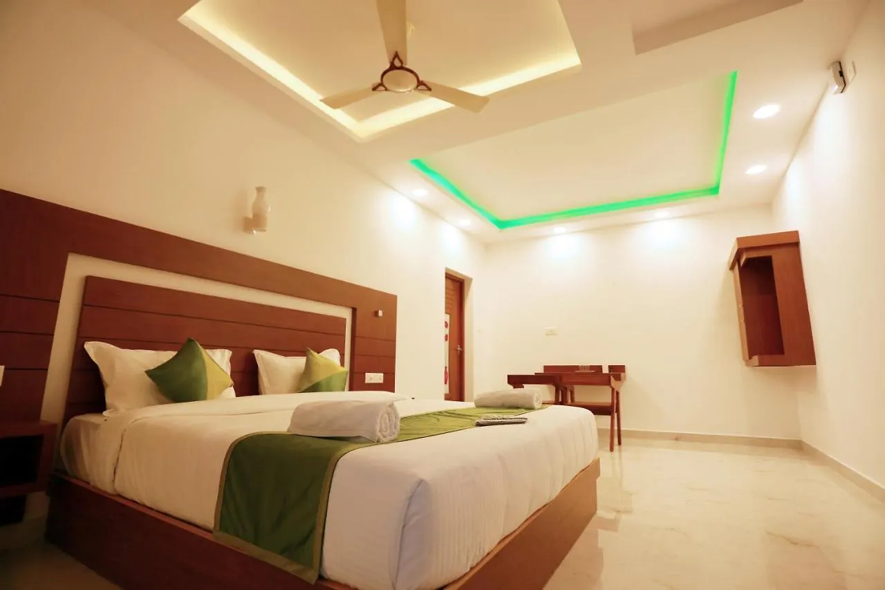 Hotel Candle Wood Munnar Anachal